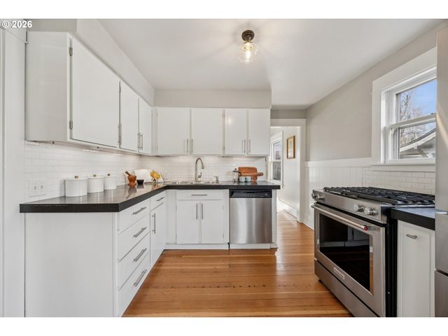 3516 Ne 65TH Ave, Portland, OR 97213