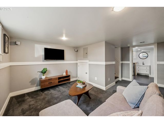 3516 Ne 65TH Ave, Portland, OR 97213