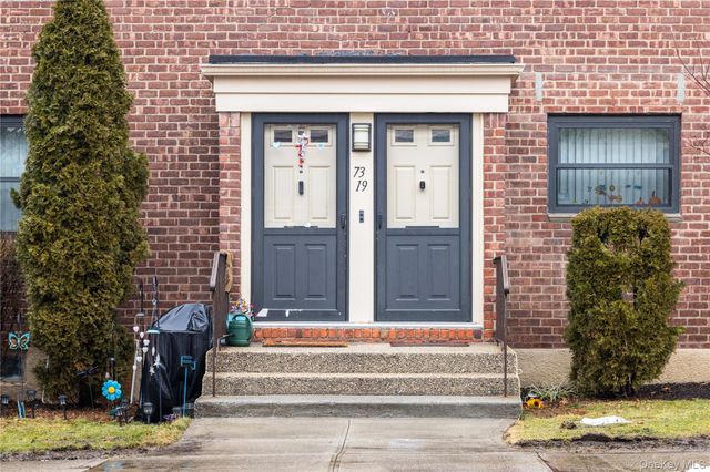 73-19 220th Street 140B2, Bayside, NY 11364