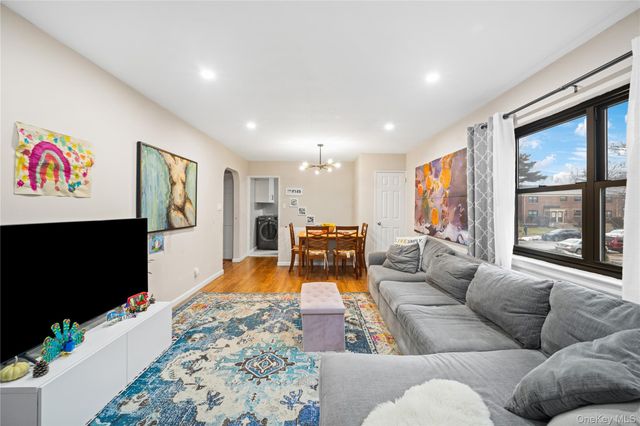 73-19 220th Street 140B2, Bayside, NY 11364