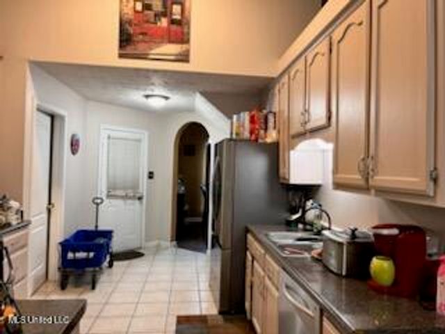 9091 Hunters Ridge Drive, Olive Branch, MS 38654
