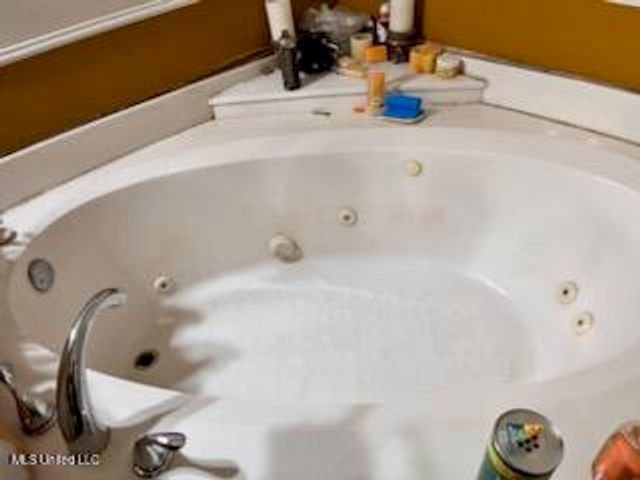 9091 Hunters Ridge Drive, Olive Branch, MS 38654