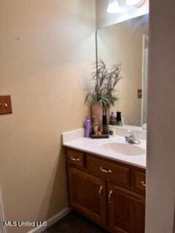 9091 Hunters Ridge Drive, Olive Branch, MS 38654