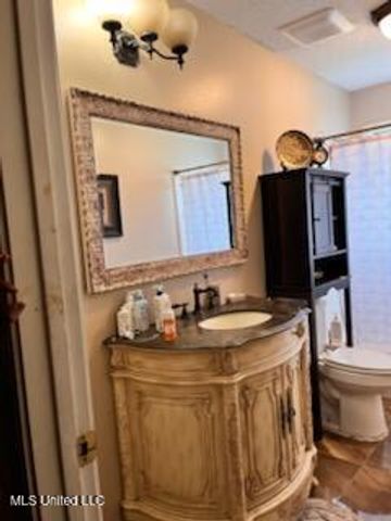9091 Hunters Ridge Drive, Olive Branch, MS 38654