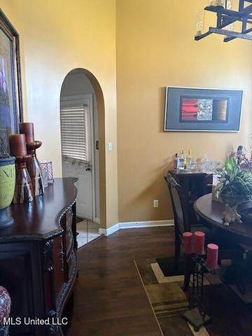 9091 Hunters Ridge Drive, Olive Branch, MS 38654