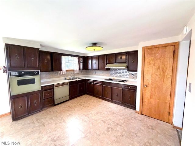 39 Emmett Way, Steubenville, OH 43952