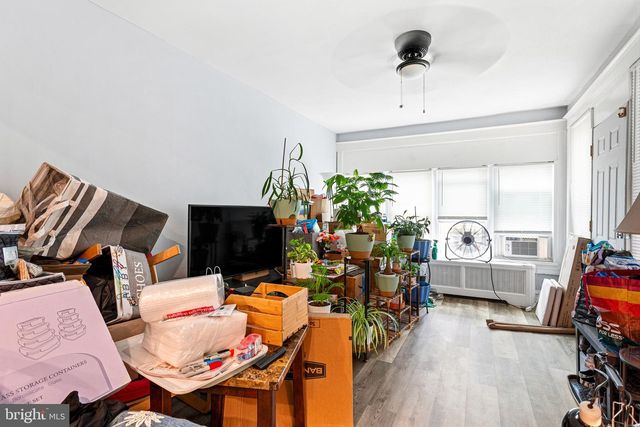5230 E ROOSEVELT BLVD, Philadelphia, PA 19124