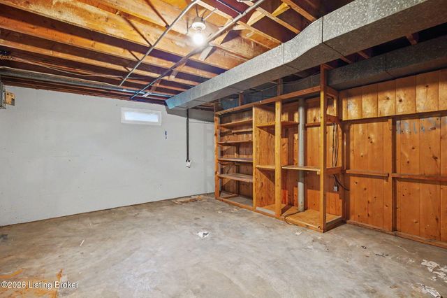 3026 Klonway Dr, Louisville, KY 40220