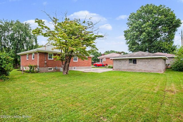 3026 Klonway Dr, Louisville, KY 40220