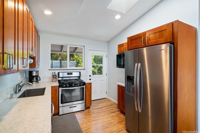 59-621 Ke Iki Road 2, Haleiwa, HI 96712