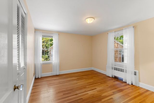 70 Grove St, Winchester, MA 01890