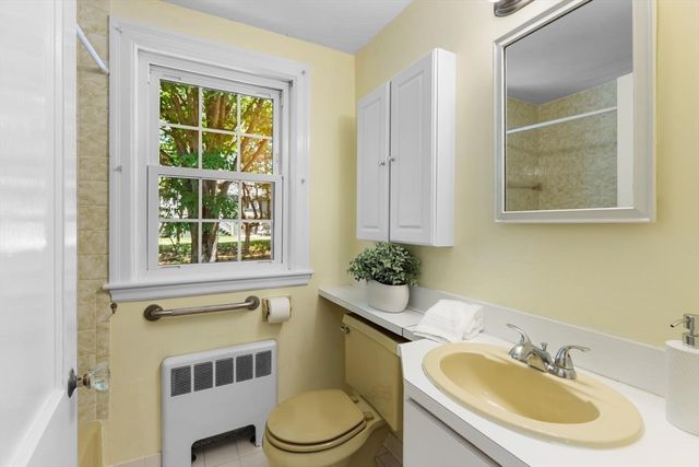 70 Grove St, Winchester, MA 01890