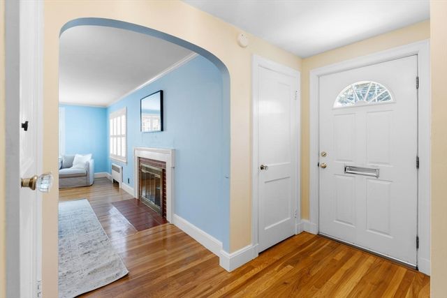 70 Grove St, Winchester, MA 01890