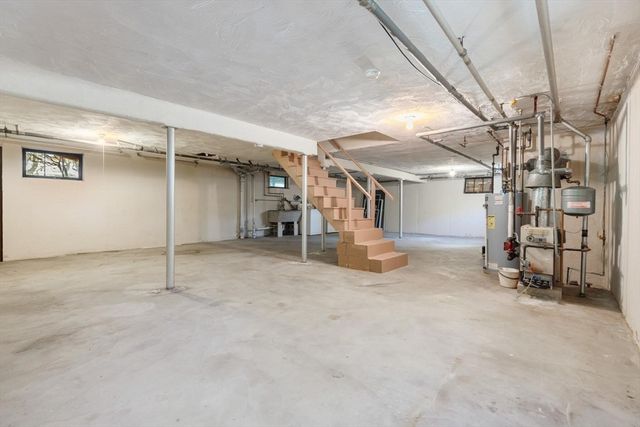 70 Grove St, Winchester, MA 01890