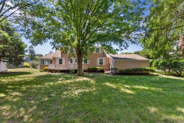 70 Grove St, Winchester, MA 01890
