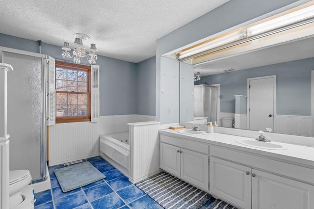 8064 Curtis Lane, Eden Prairie, MN 55347