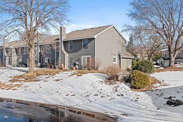8064 Curtis Lane, Eden Prairie, MN 55347