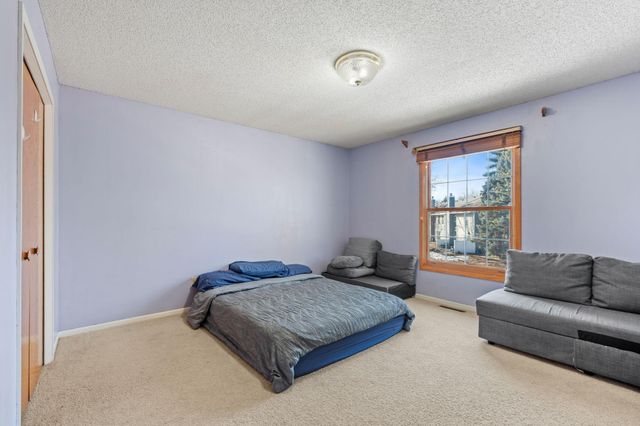 8064 Curtis Lane, Eden Prairie, MN 55347