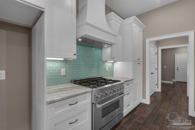 6576 Liberty St, Navarre, FL 32566