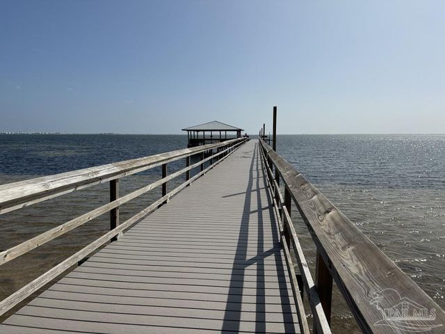 6576 Liberty St, Navarre, FL 32566