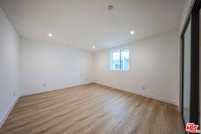 1525 S Carmelina Avenue 1527, Los Angeles, CA 90025