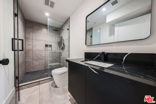 1525 S Carmelina Avenue 1527, Los Angeles, CA 90025