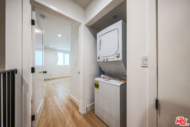 1525 S Carmelina Avenue 1527, Los Angeles, CA 90025