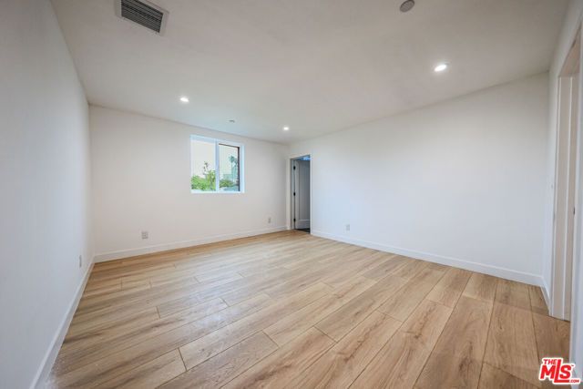 1525 S Carmelina Avenue 1527, Los Angeles, CA 90025