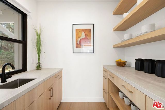 15864 Marlin Place, Van Nuys, CA 91406