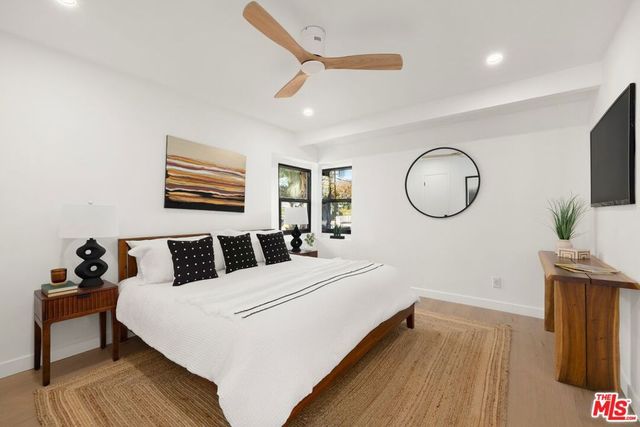 15864 Marlin Place, Van Nuys, CA 91406