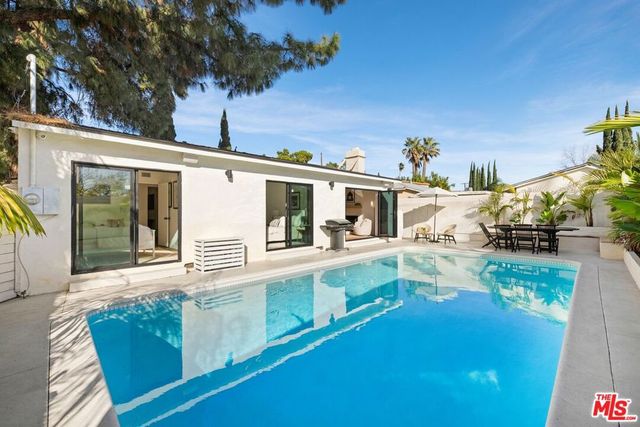 15864 Marlin Place, Van Nuys, CA 91406