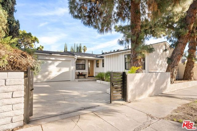 15864 Marlin Place, Van Nuys, CA 91406