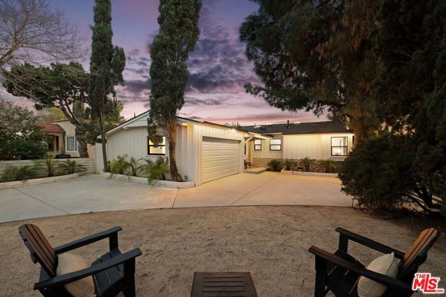 15864 Marlin Place, Van Nuys, CA 91406