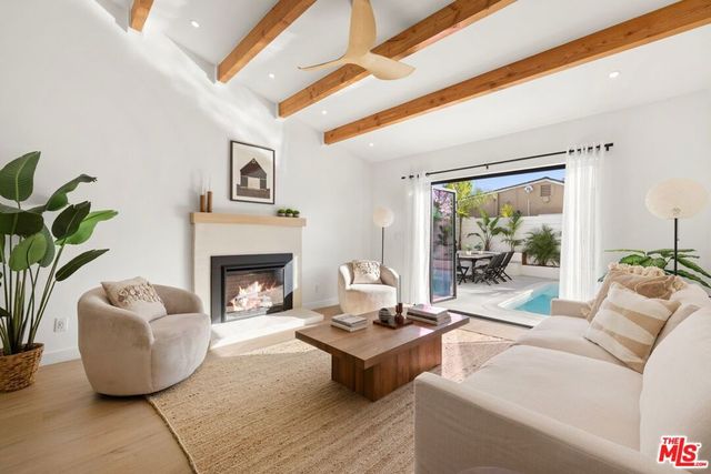 15864 Marlin Place, Van Nuys, CA 91406