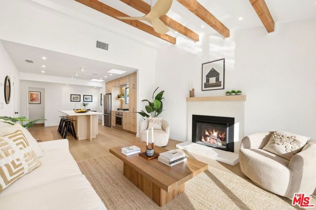 15864 Marlin Place, Van Nuys, CA 91406