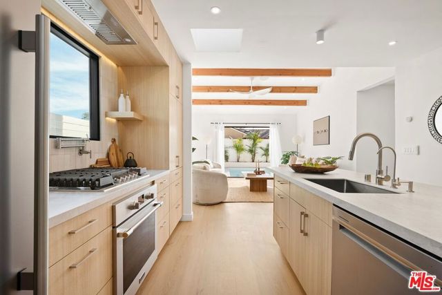 15864 Marlin Place, Van Nuys, CA 91406