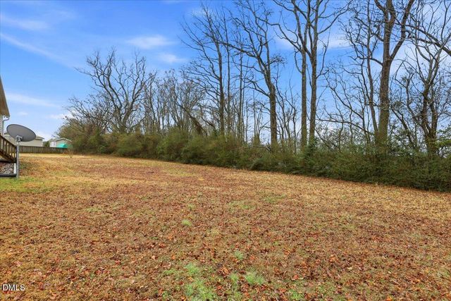 40 Farmgate Court, Selma, NC 27576