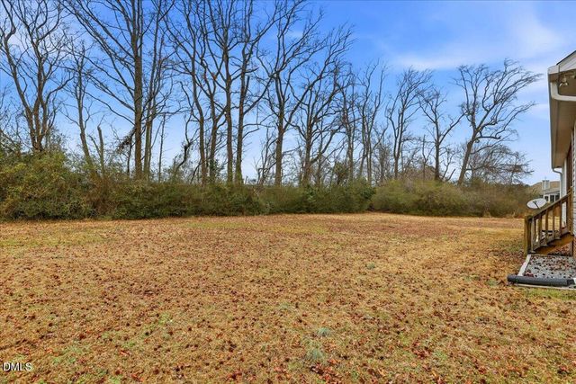 40 Farmgate Court, Selma, NC 27576