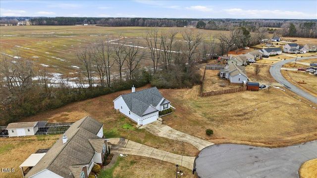 40 Farmgate Court, Selma, NC 27576