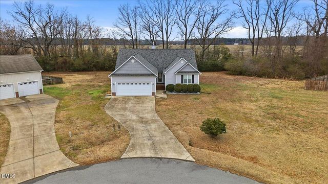 40 Farmgate Court, Selma, NC 27576