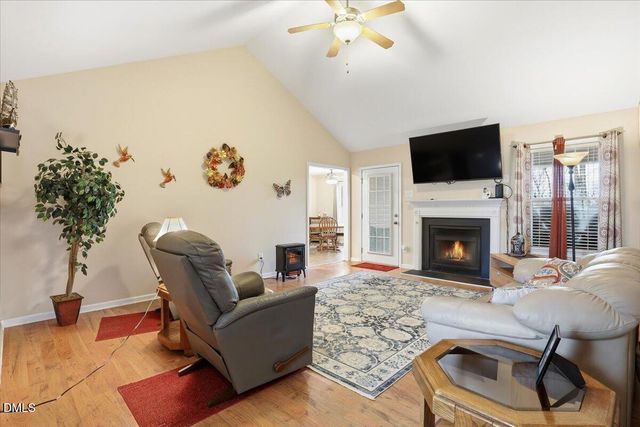 40 Farmgate Court, Selma, NC 27576