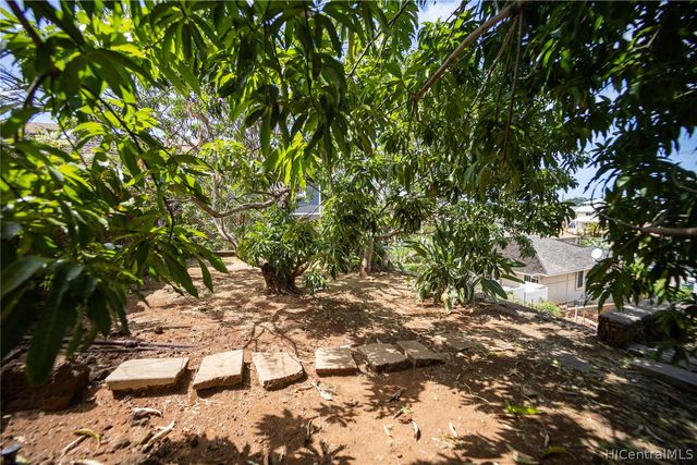 766 Ocean View Drive, Honolulu, HI 96816