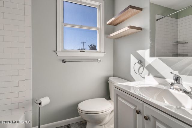 2402 -L- Central Avenue, Barnegat Light, NJ 08006