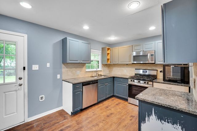 419 HighCrest Drive, Dallas, TX 75232