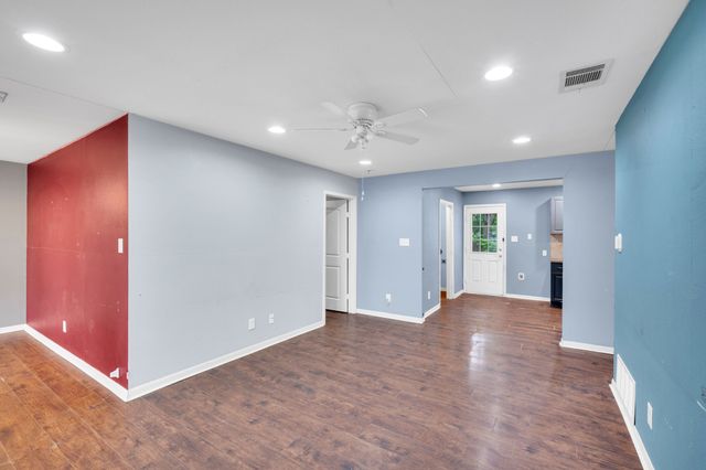 419 HighCrest Drive, Dallas, TX 75232