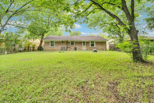 419 HighCrest Drive, Dallas, TX 75232