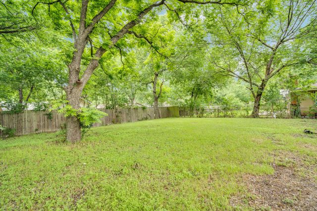419 HighCrest Drive, Dallas, TX 75232
