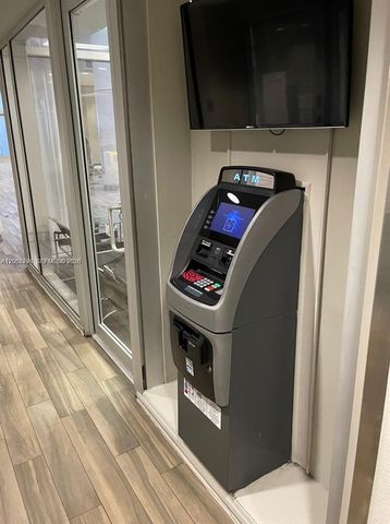 1750 N Bayshore Drive 2809, Miami, FL 33132