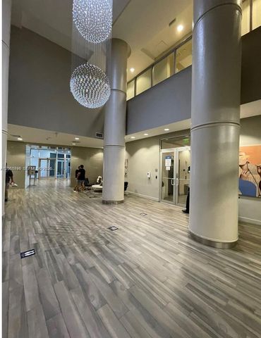 1750 N Bayshore Drive 2809, Miami, FL 33132