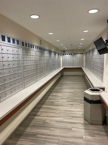 1750 N Bayshore Drive 2809, Miami, FL 33132